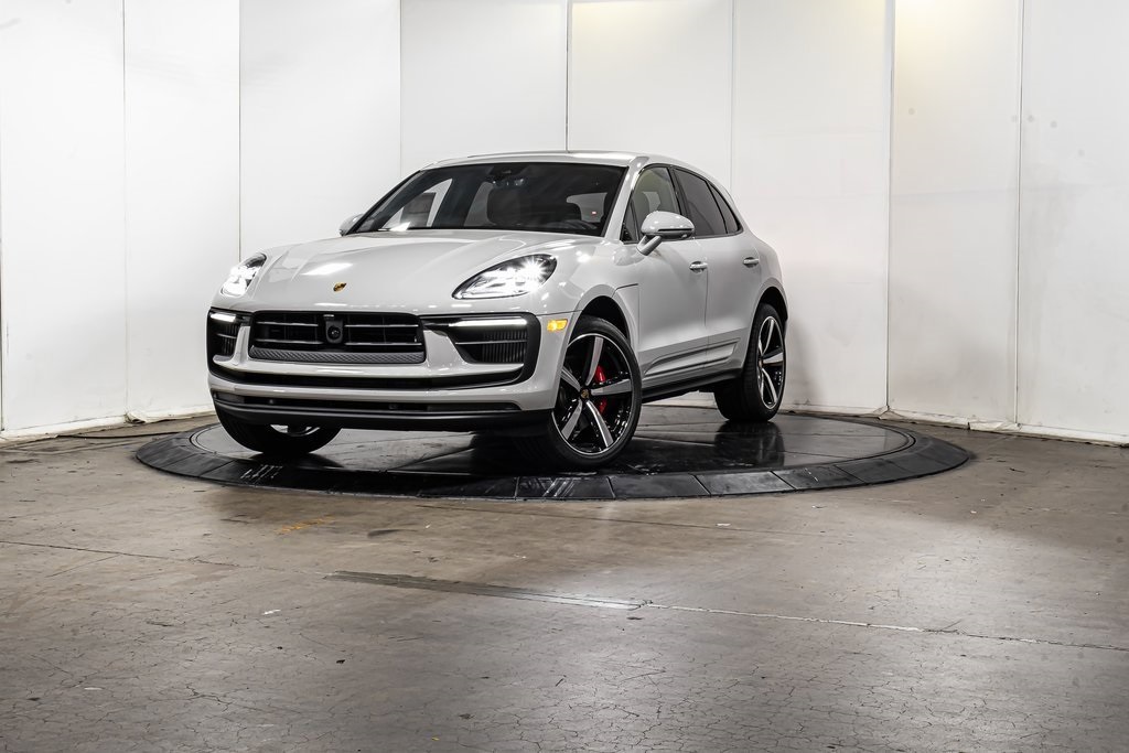 2025 Porsche Macan S