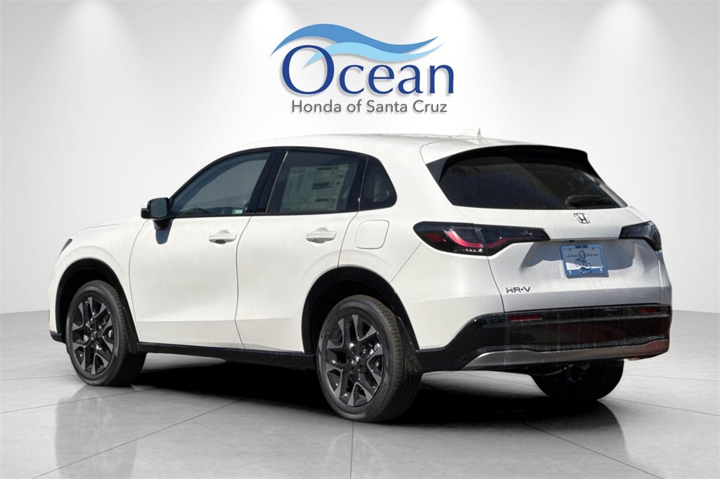 2026 Honda HR-V EX-L photo 2