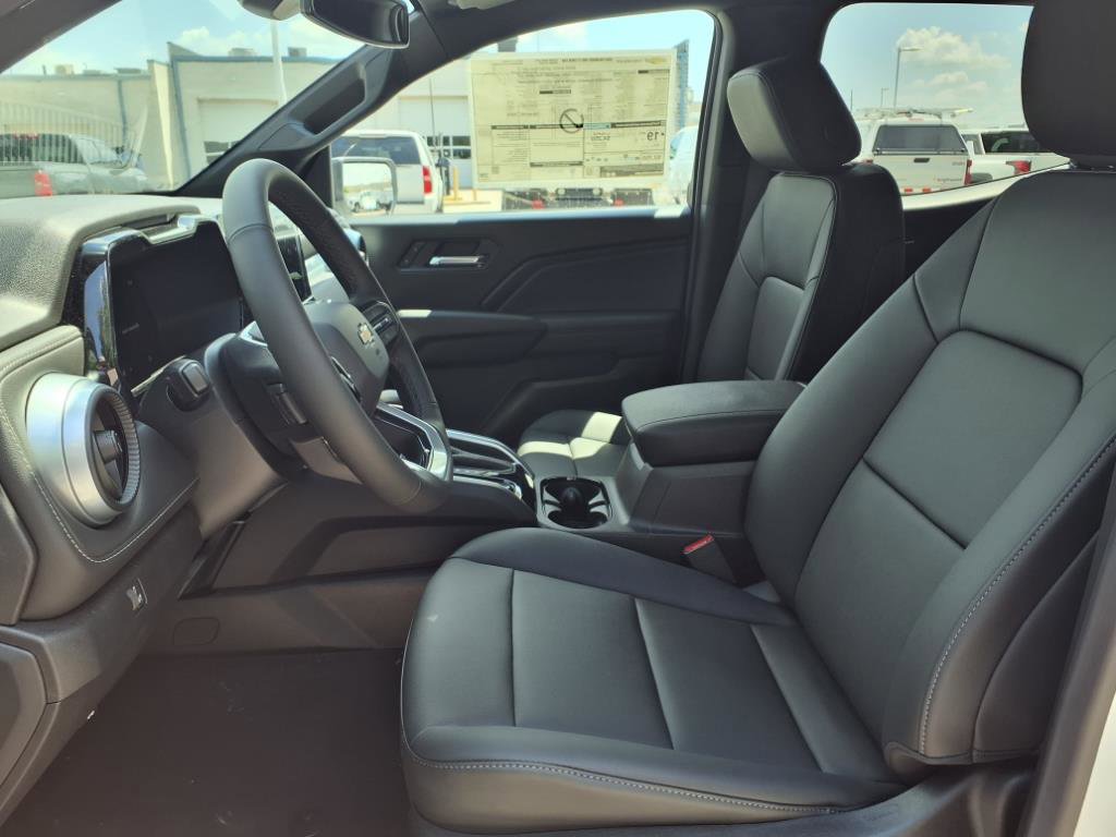 2025 Chevrolet Colorado Work Truck LT photo 14