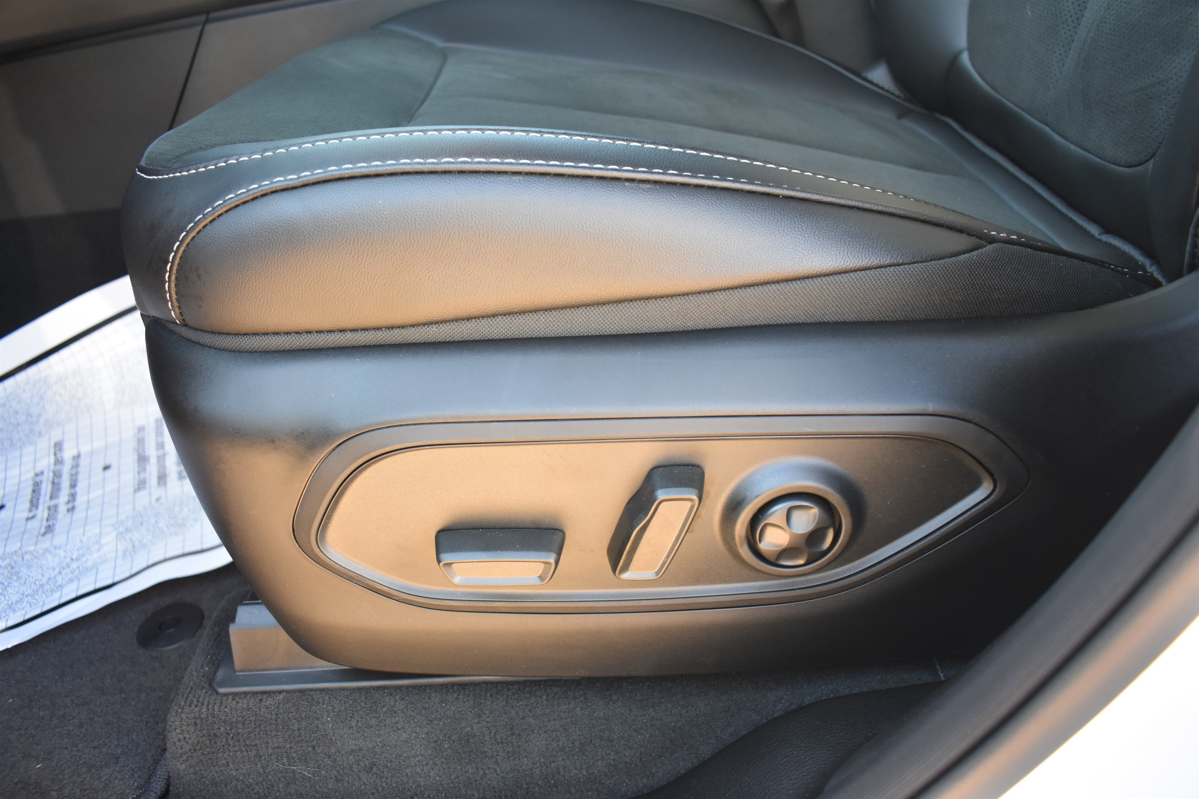 2025 Jeep Grand Cherokee Altitude photo 4