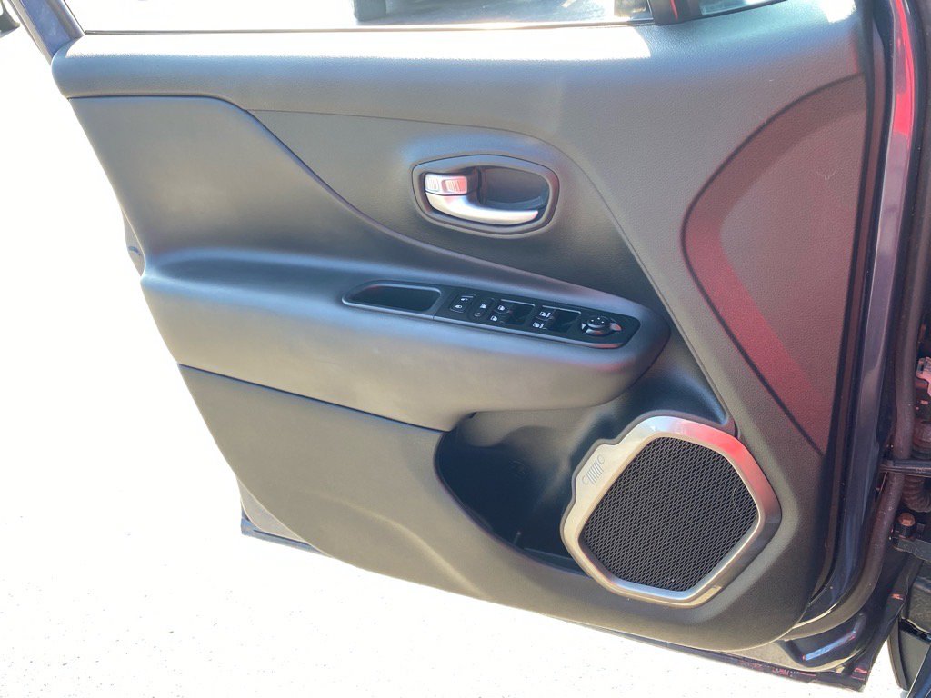 2022 Jeep Renegade Latitude photo 19