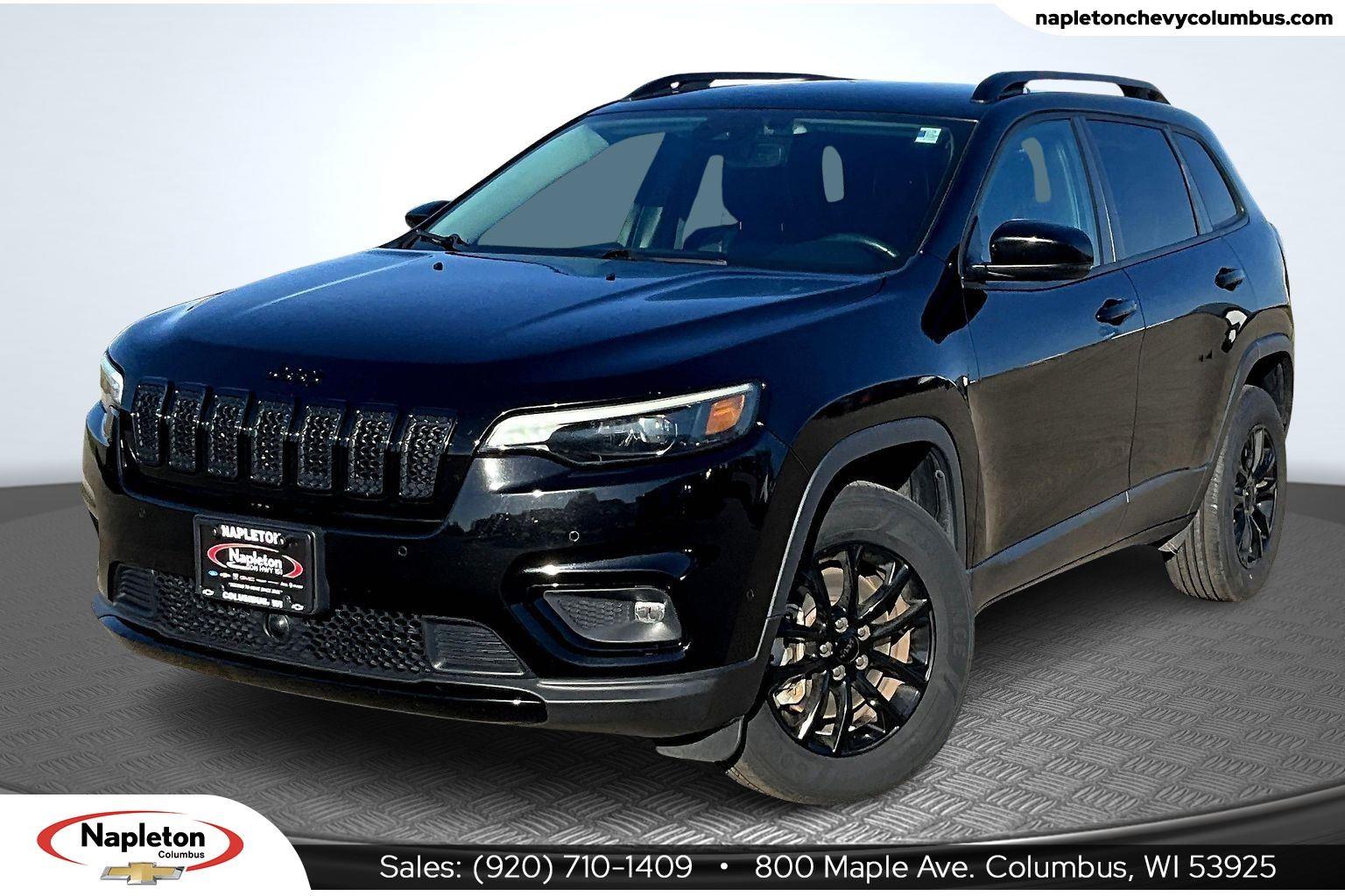 2023 Jeep Cherokee Altitude Lux's photo