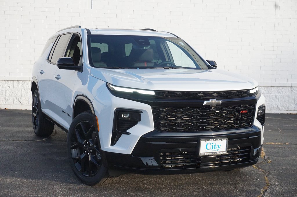 2026 Chevrolet Traverse RS photo 3