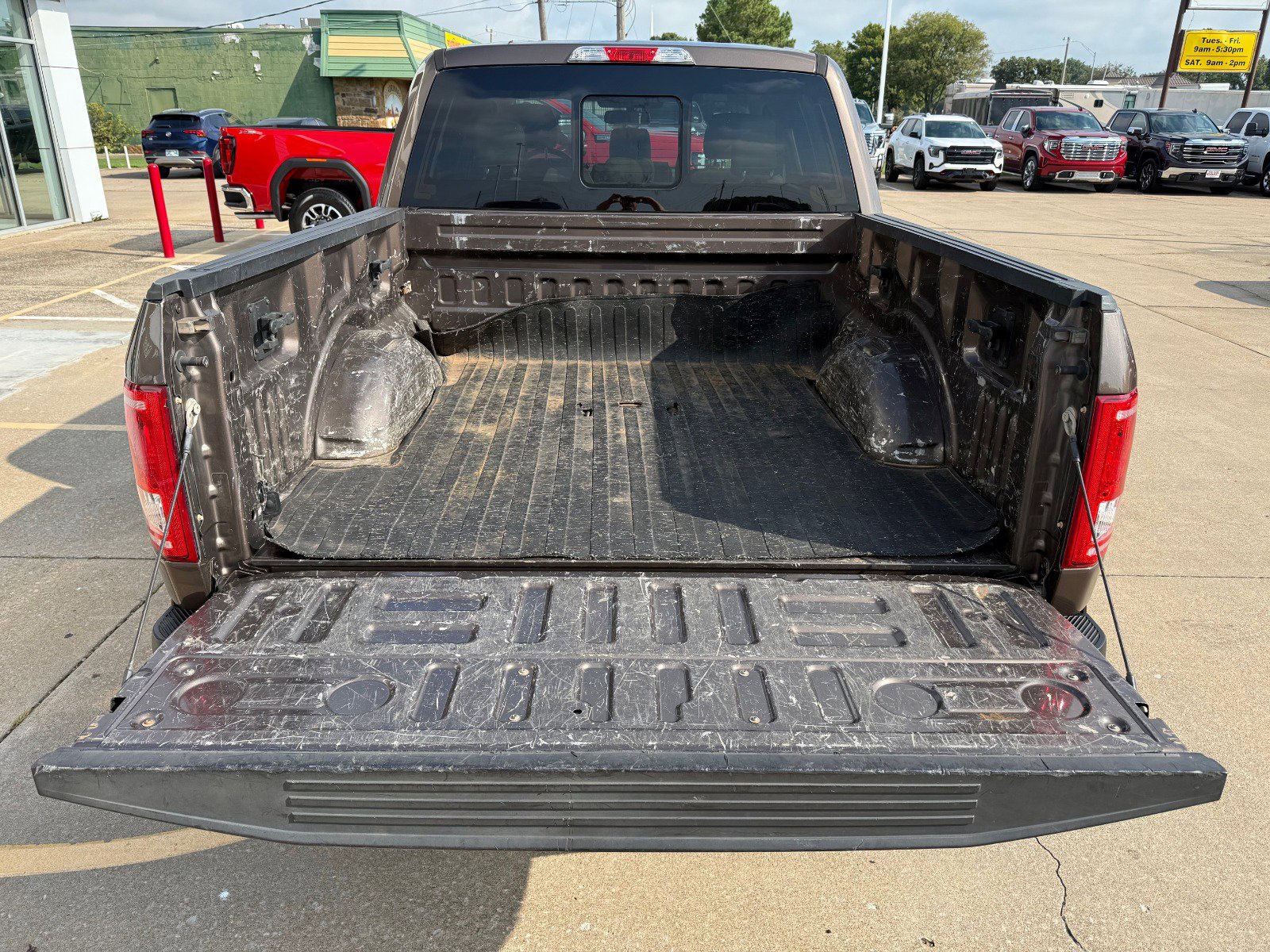 2015 Ford F-150 XLT photo 5