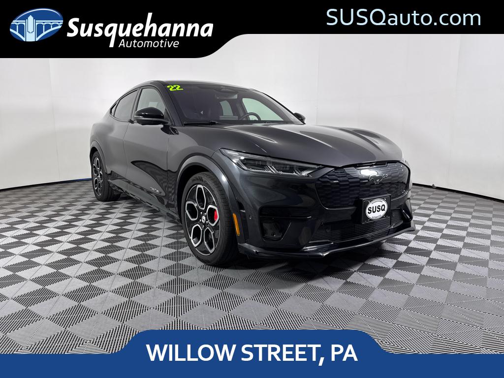 2022 Ford Mustang Mach-E GT AWD's photo