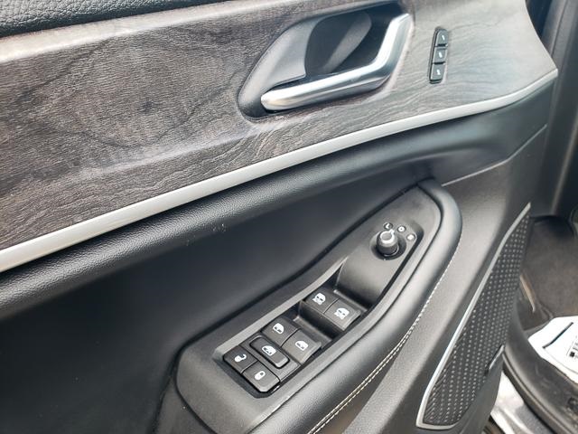 2022 Jeep Grand Cherokee Limited photo 5