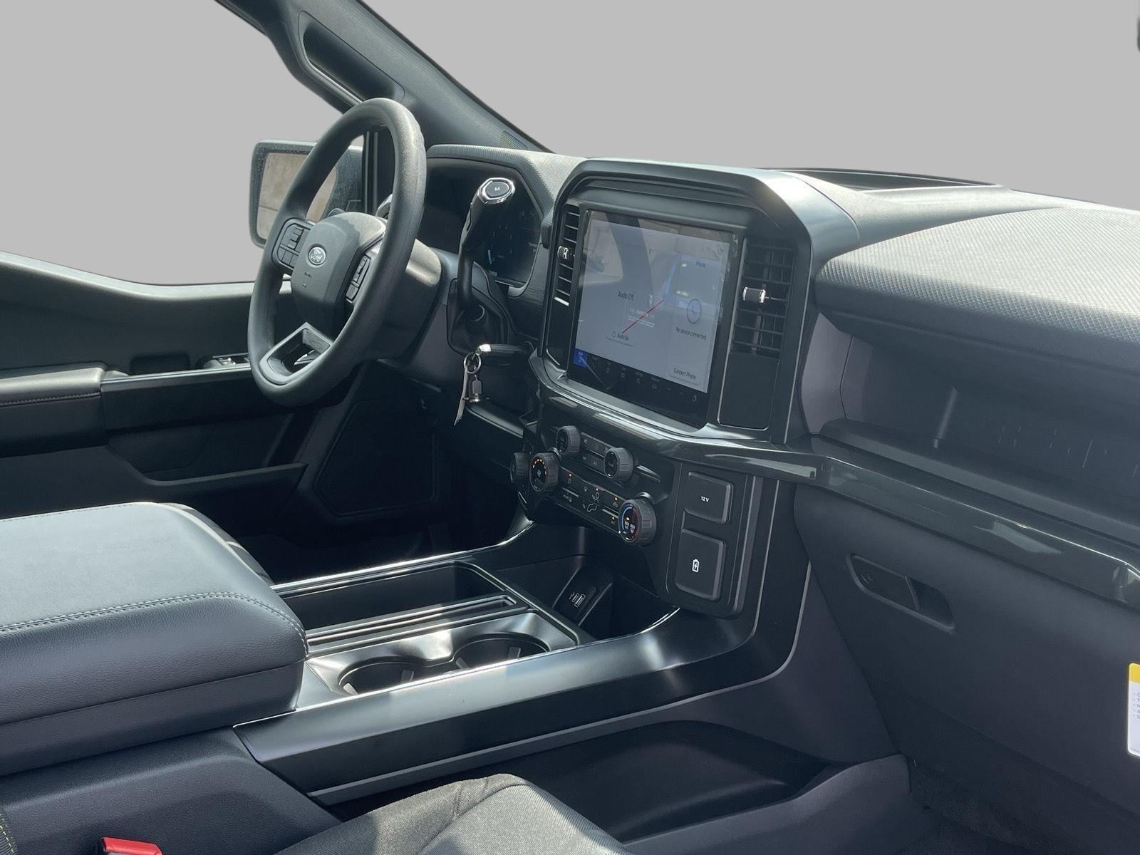 2025 Ford F-150 STX photo 15