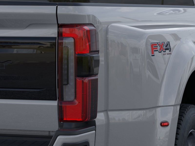 2026 Ford F-450 photo 16