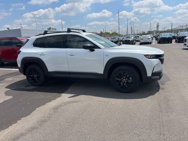 2025 Mazda CX-50 Premium photo 3