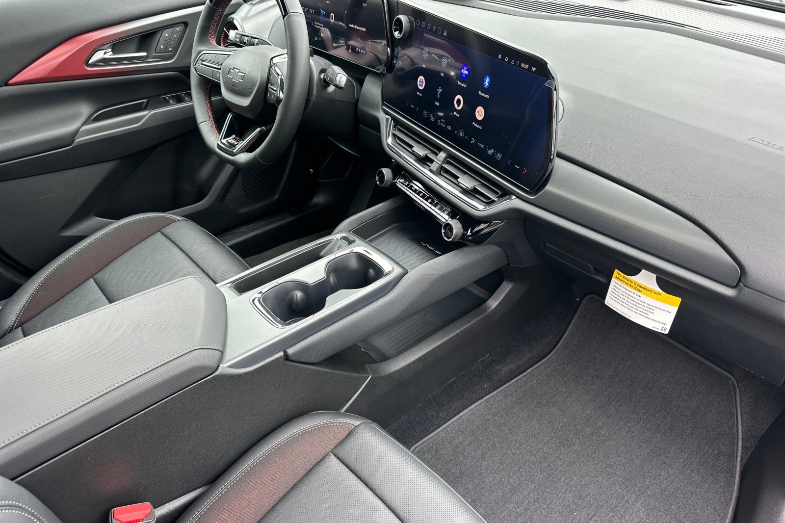 2025 Chevrolet Equinox RS photo 10