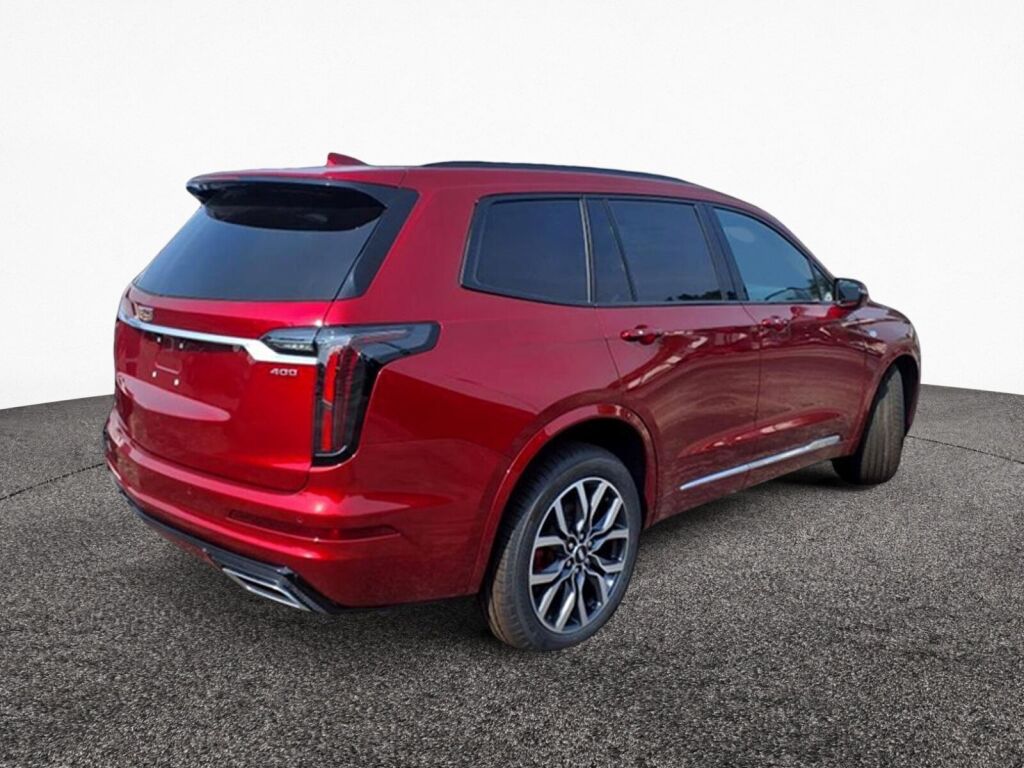 2025 Cadillac XT6 Sport photo 3