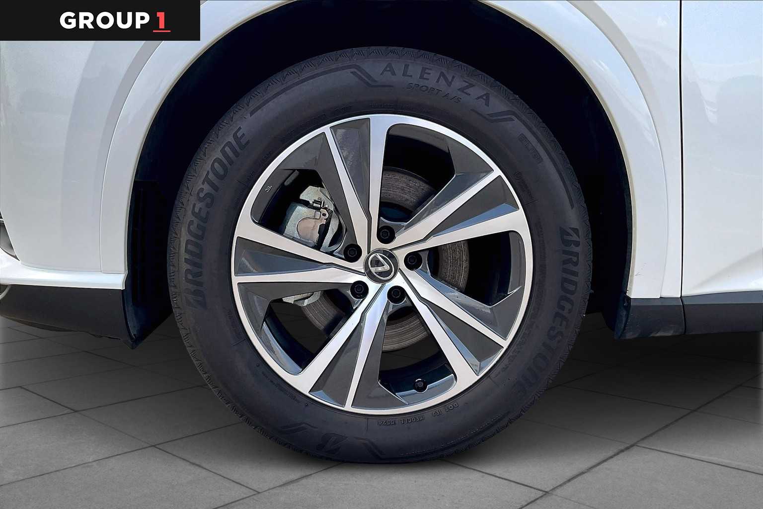 2024 Lexus RX Premium photo 8
