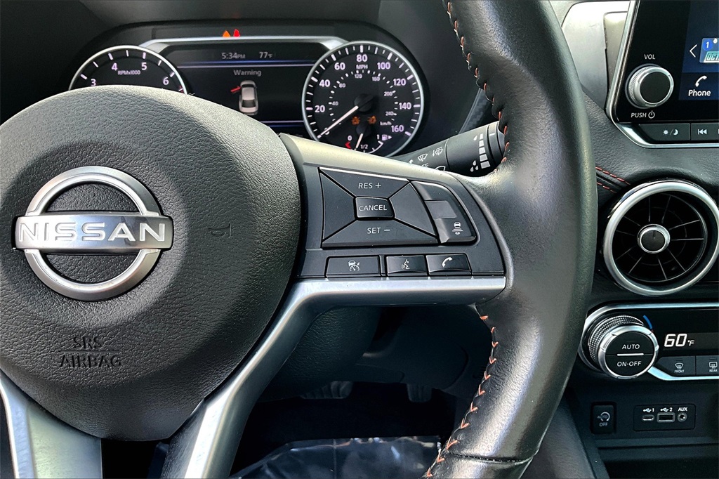 2024 Nissan Sentra SR photo 12