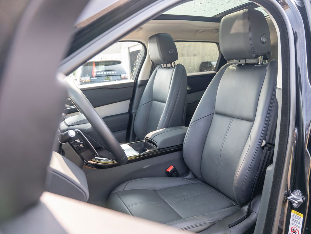 2024 Land Rover Range Rover Velar S Velar photo 17