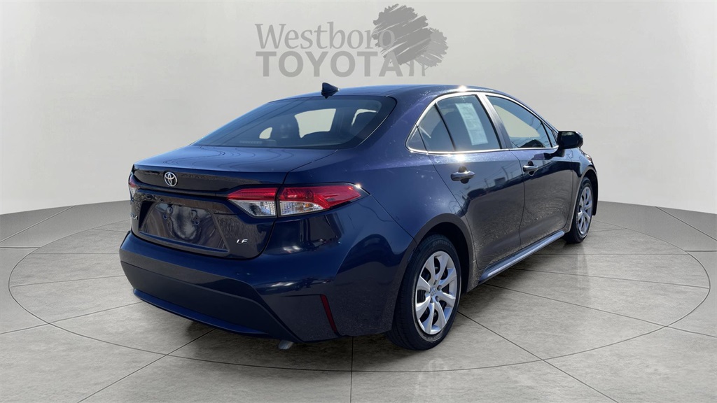 2022 Toyota Corolla LE photo 7