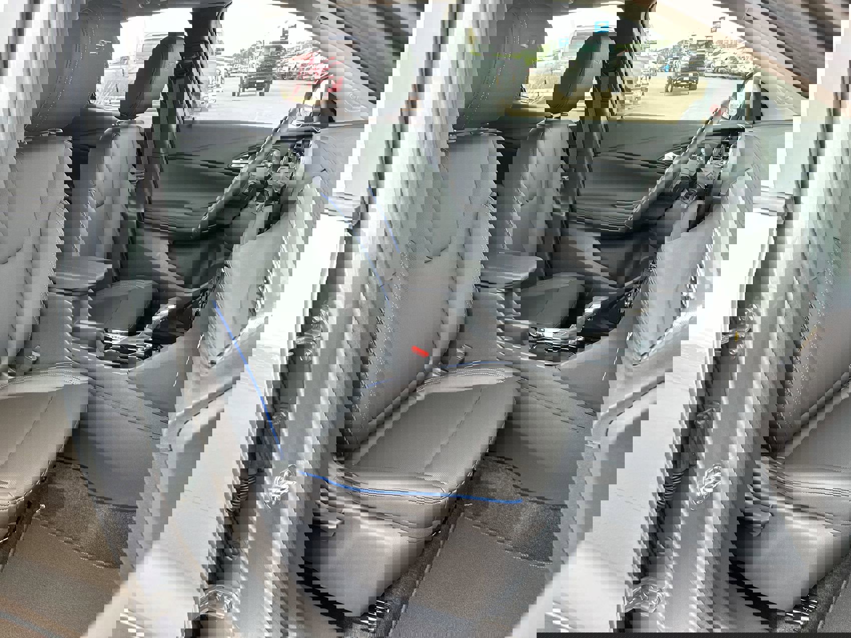 2025 Buick Encore GX Sport Touring photo 21