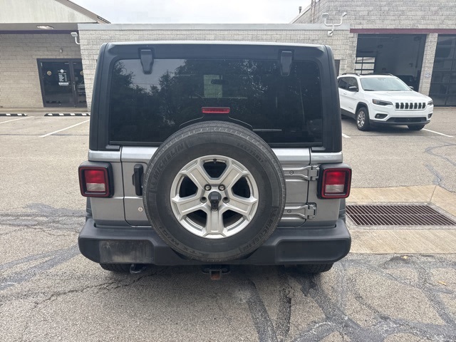 2018 Jeep Wrangler Unlimited Sport S photo 4