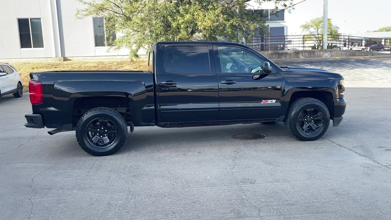 2017 Chevrolet Silverado 1500 LTZ photo 24