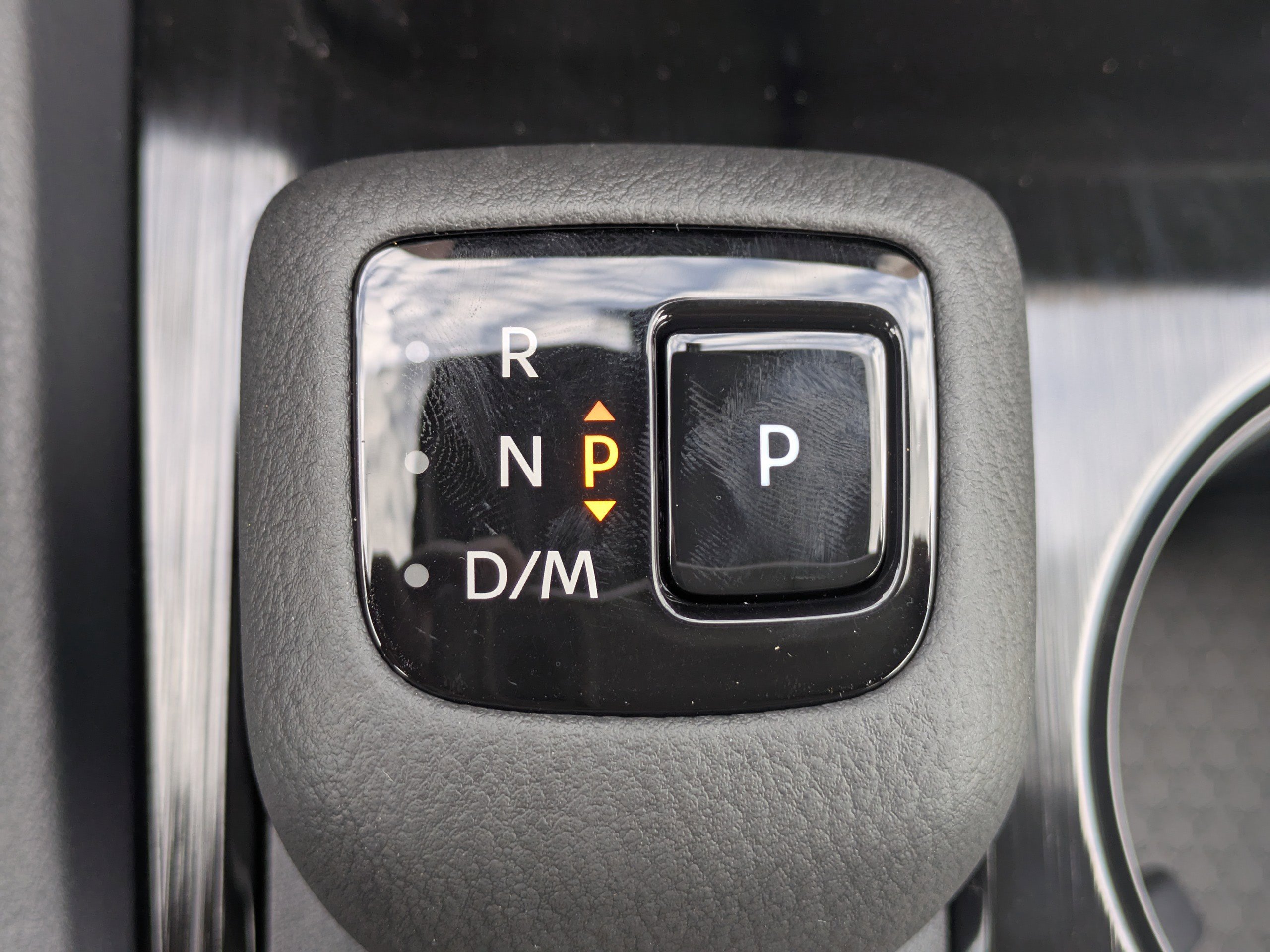 2026 Nissan Rogue SV photo 21