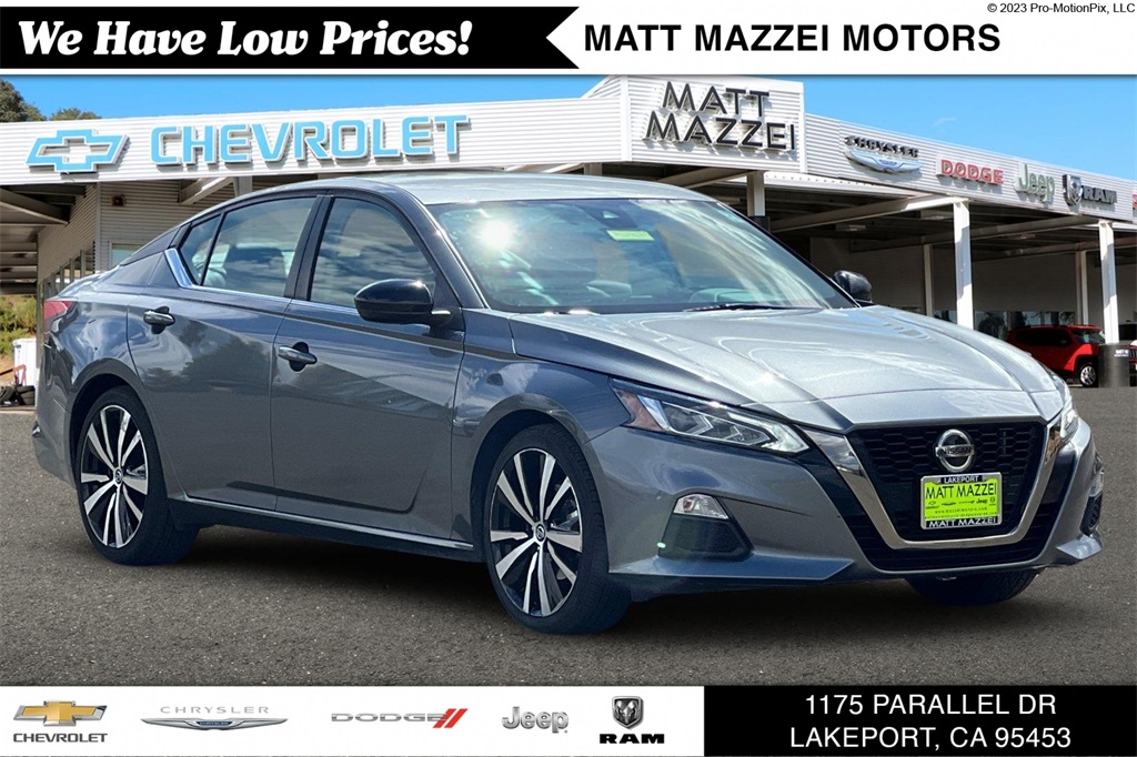 2022 Nissan Altima SR