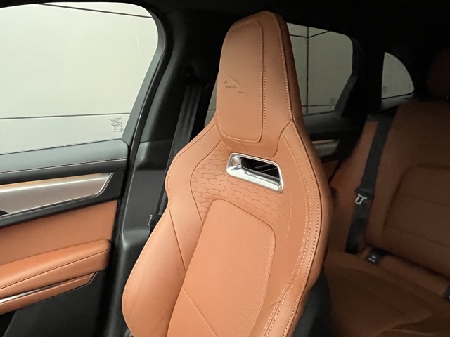 2024 Jaguar F-PACE P400 R-Dynamic S photo 36