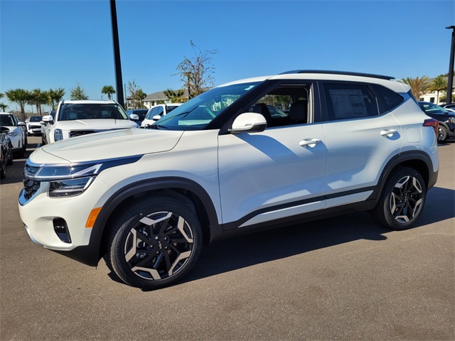 2026 Kia Seltos SX photo 2