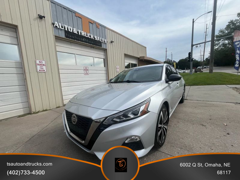 2020 Nissan Altima 2.5 SR photo 4