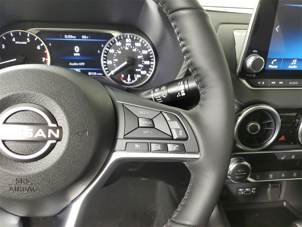 2025 Nissan Sentra SV photo 24