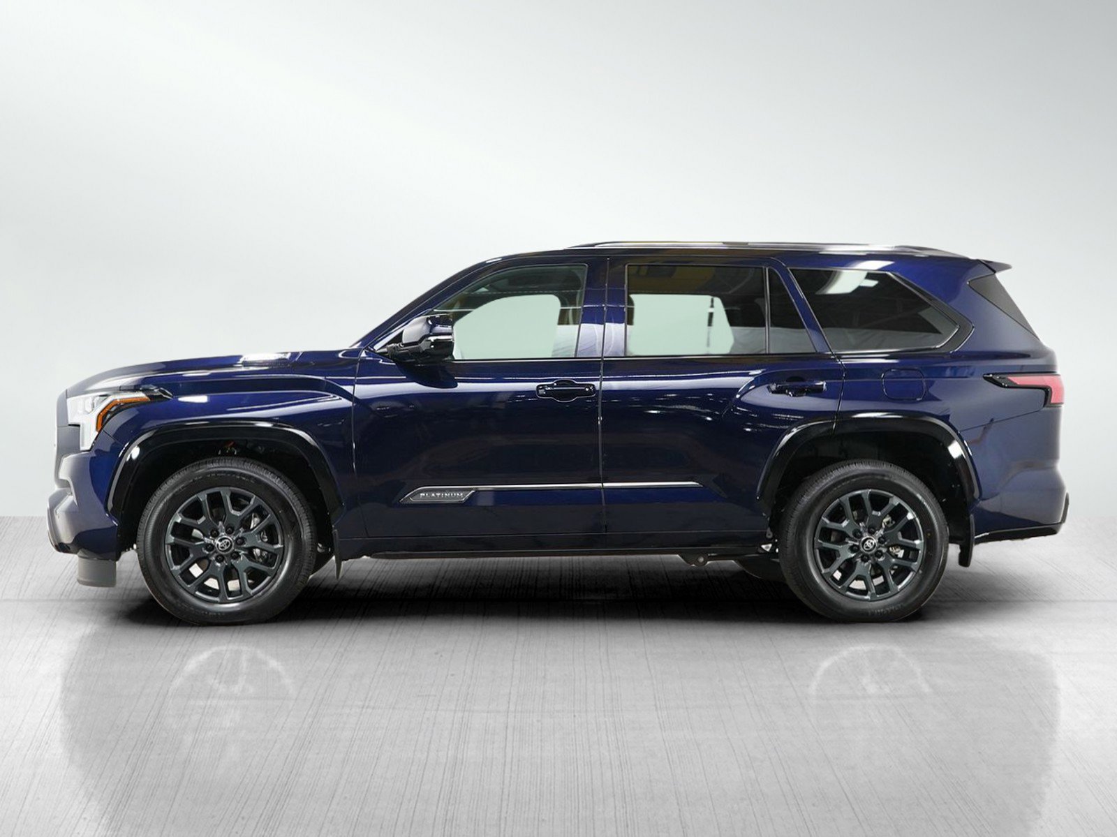 Used 2025 Toyota Sequoia Platinum with VIN 7SVAAABA0SX068375 for sale in Bloomington, Minnesota