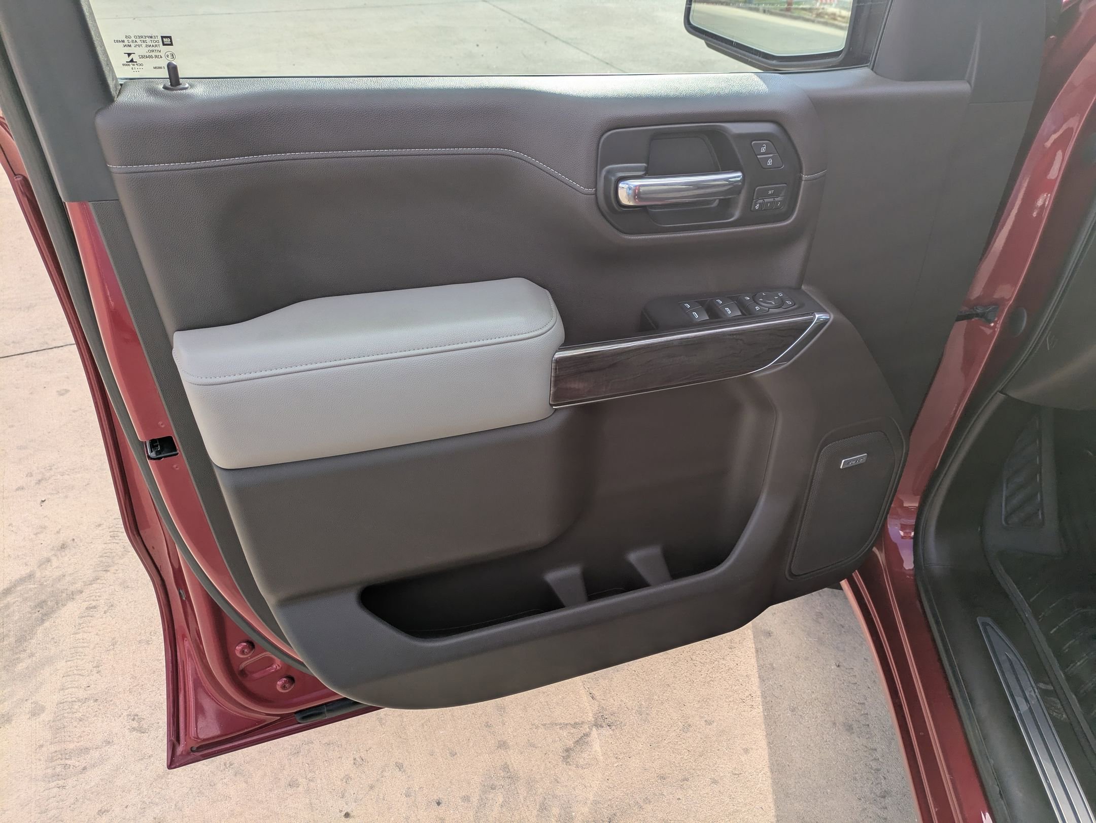 2019 Chevrolet Silverado 1500 LTZ photo 10
