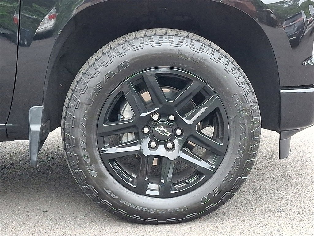 2022 Chevrolet Silverado 1500 Custom photo 7