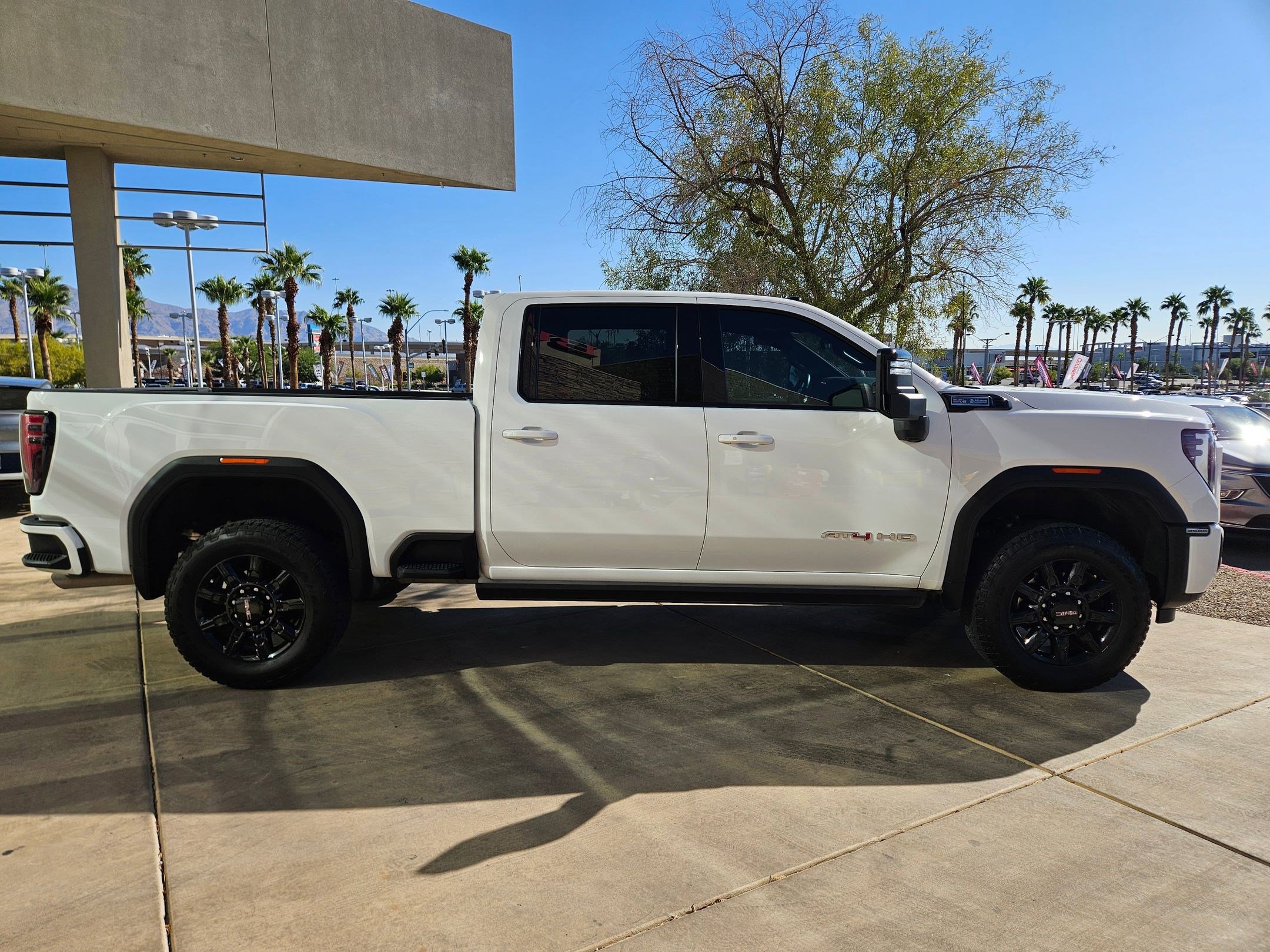 2024 Gmc Sierra 3500 HD AT4 photo 6