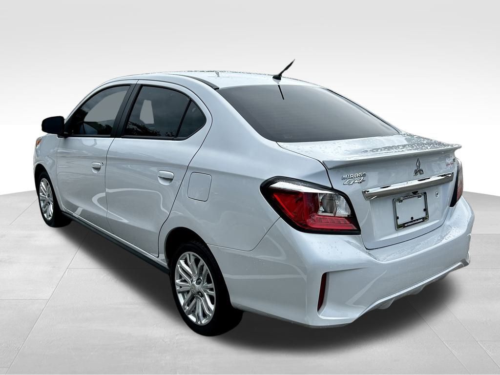 2024 Mitsubishi Mirage G4 SE photo 4