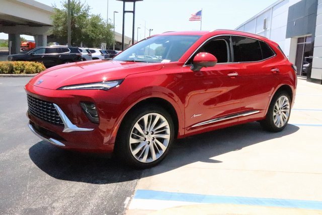 2025 Buick Envision Avenir photo 3