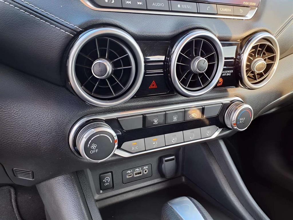 2024 Nissan Sentra SV photo 14
