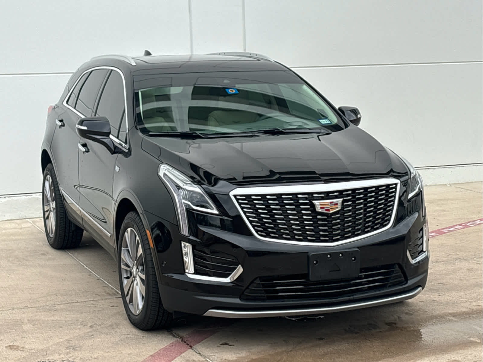 2024 Cadillac XT5 Premium Luxury photo 2