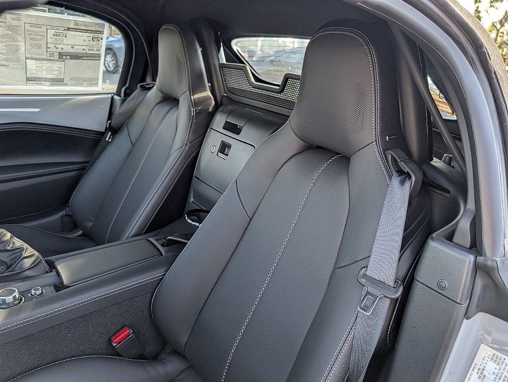 2025 Mazda MX-5 Miata Miata Grand Touring photo 21