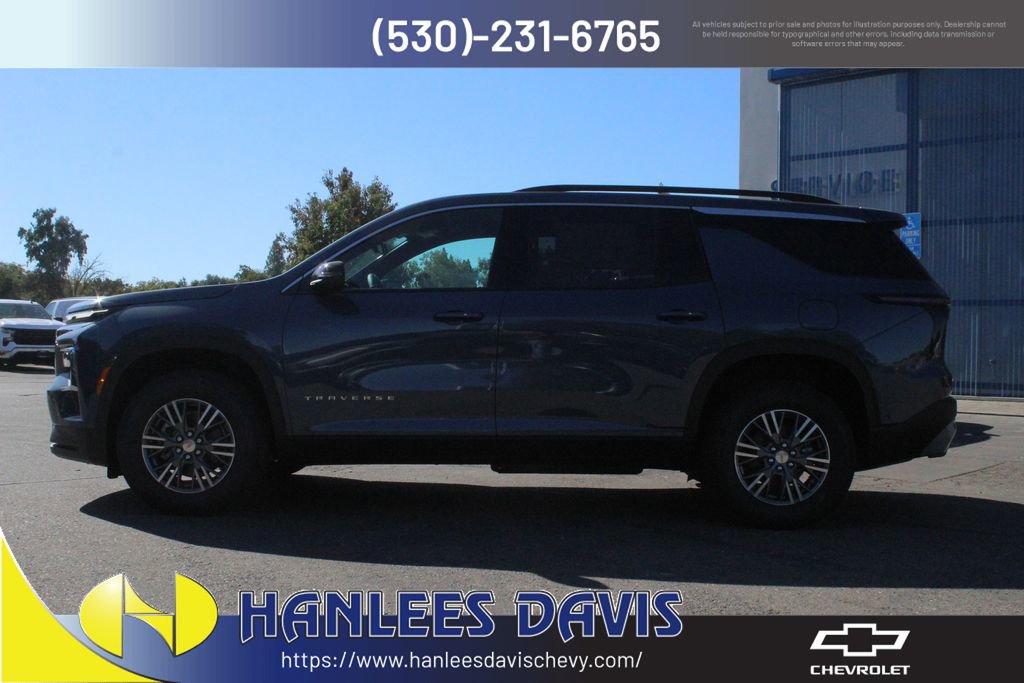 2026 Chevrolet Traverse photo 2