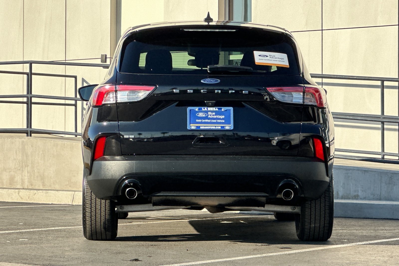 2022 Ford Escape SE photo 4