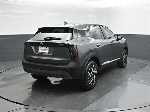 2025 Nissan Kicks SV photo 10