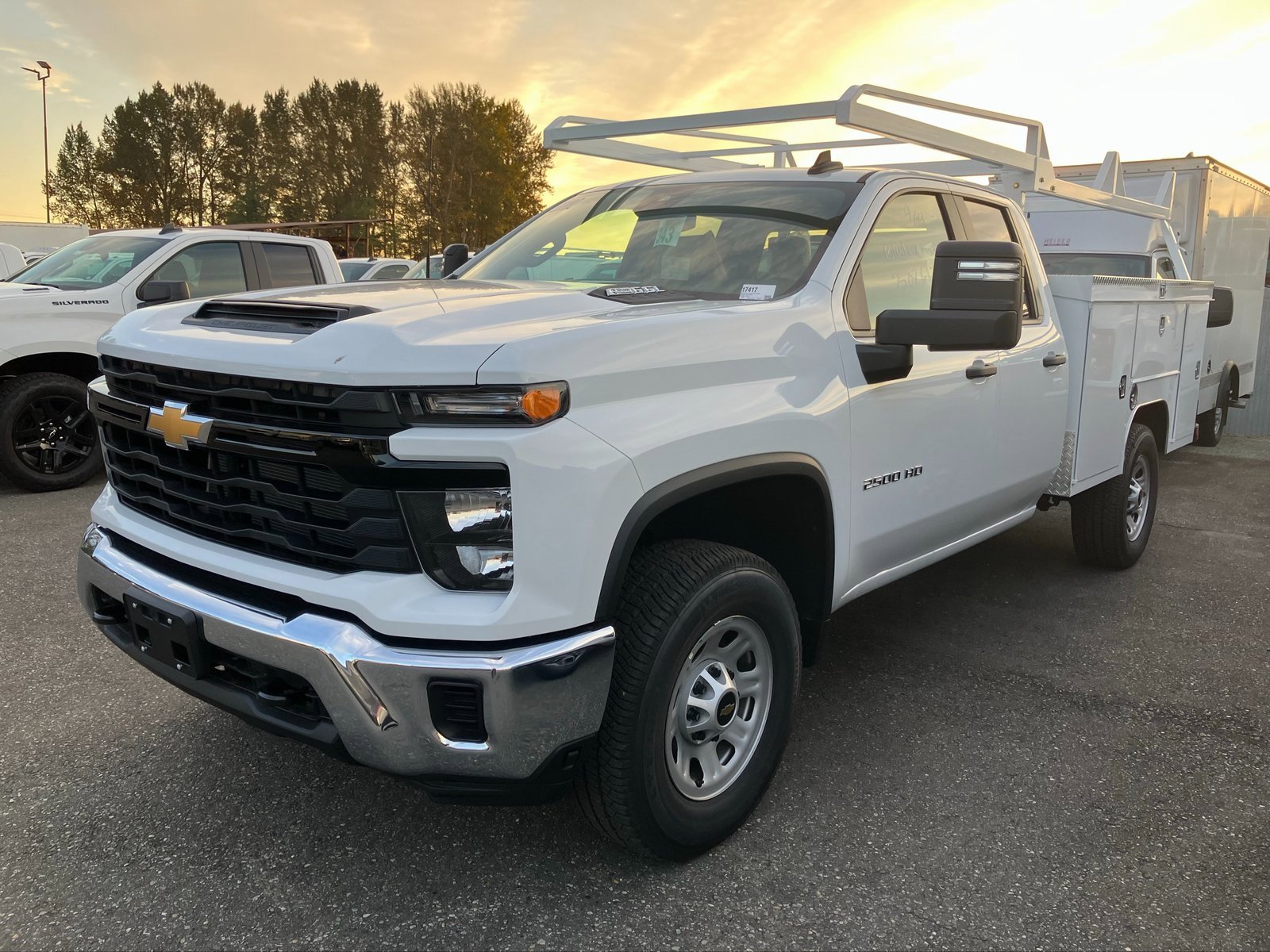 2025 Chevrolet Silverado 2500HD Work Truck's photo