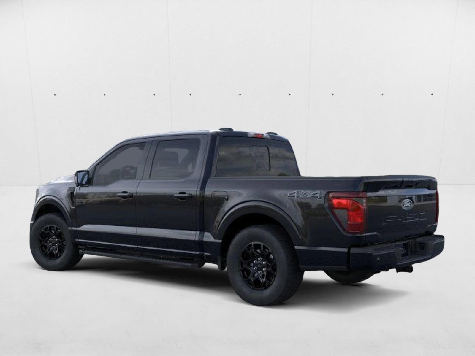 2025 Ford F-150 XLT photo 4