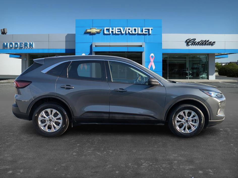 2023 Ford Escape Active photo 3