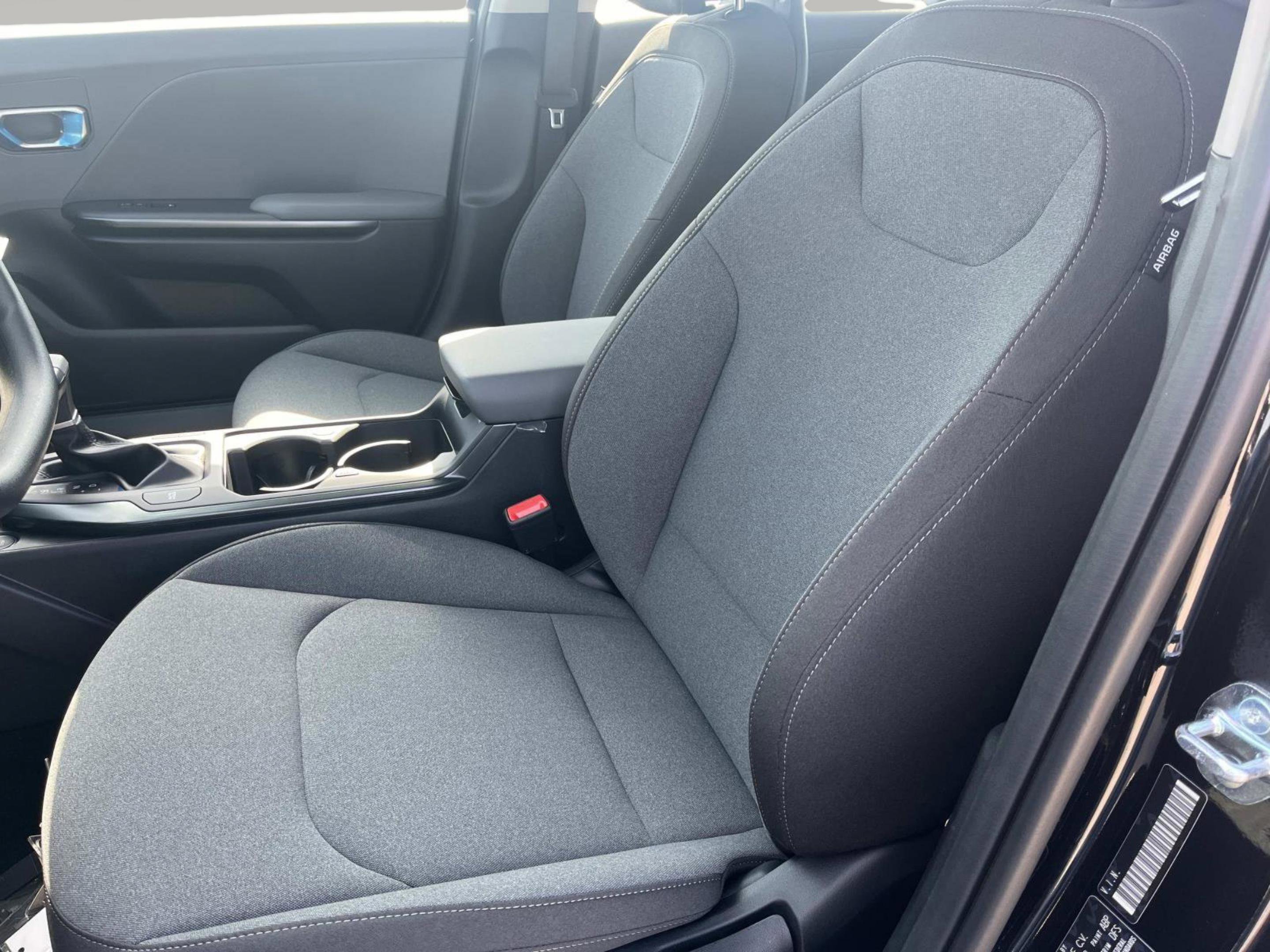 2025 Kia K4 LXS photo 21