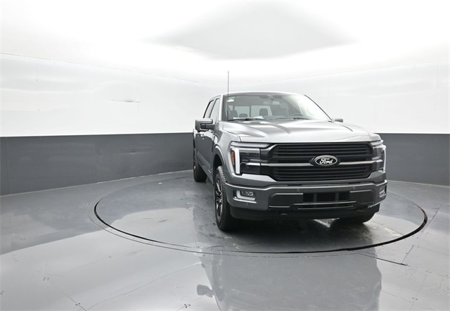 2025 Ford F-150 Platinum photo 2