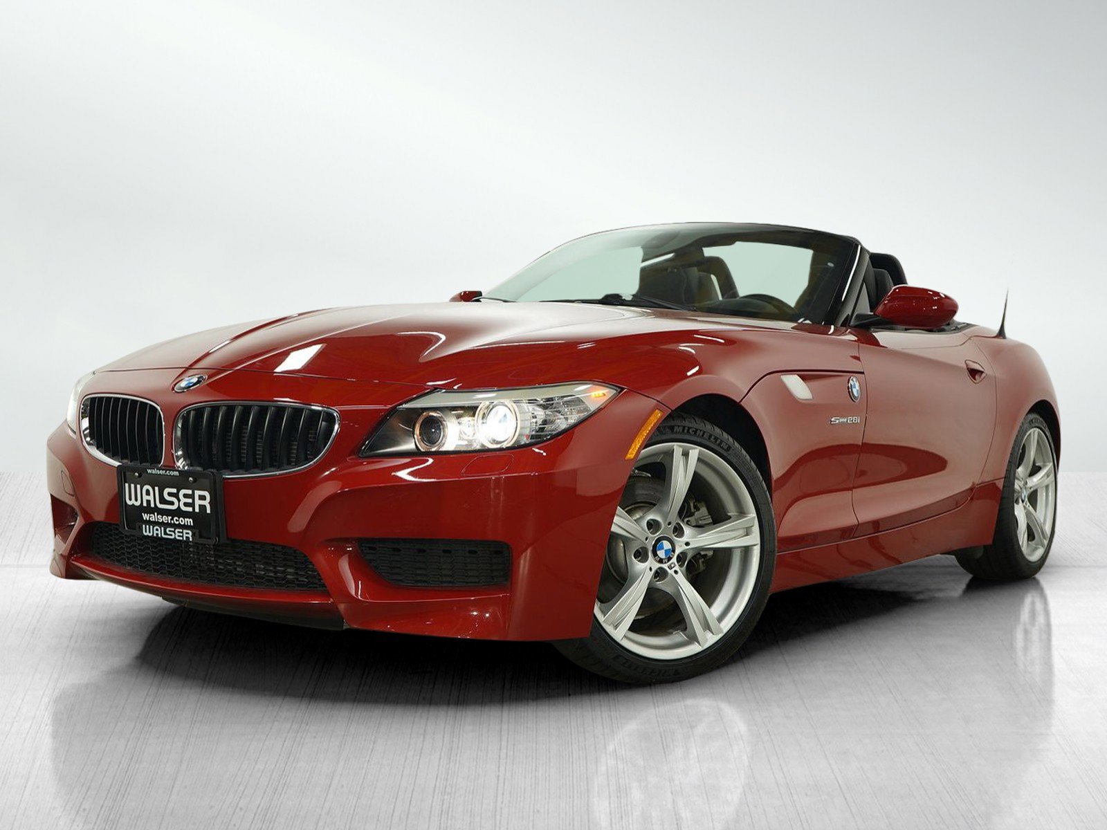 Used 2012 BMW Z4 sDrive28i with VIN WBALL5C52CE717173 for sale in White Bear Lake, Minnesota