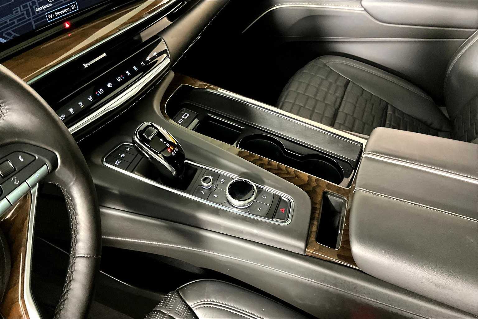 2023 Cadillac Escalade Premium Luxury Platinum photo 14