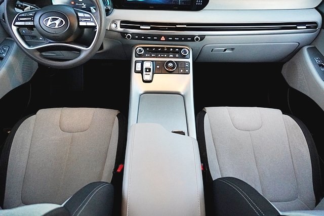 Used 2023 Red Hyundai SE image 20