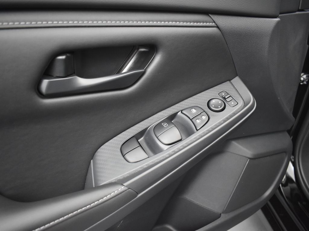 2025 Nissan Sentra S photo 23