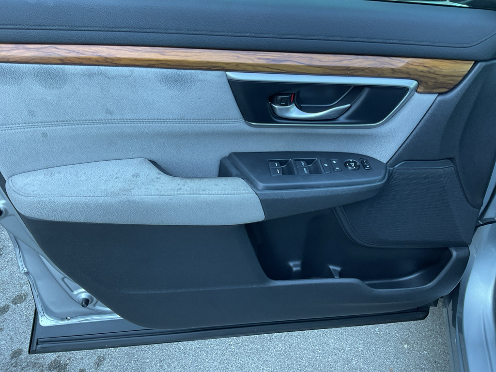 2017 Honda CR-V EX photo 17